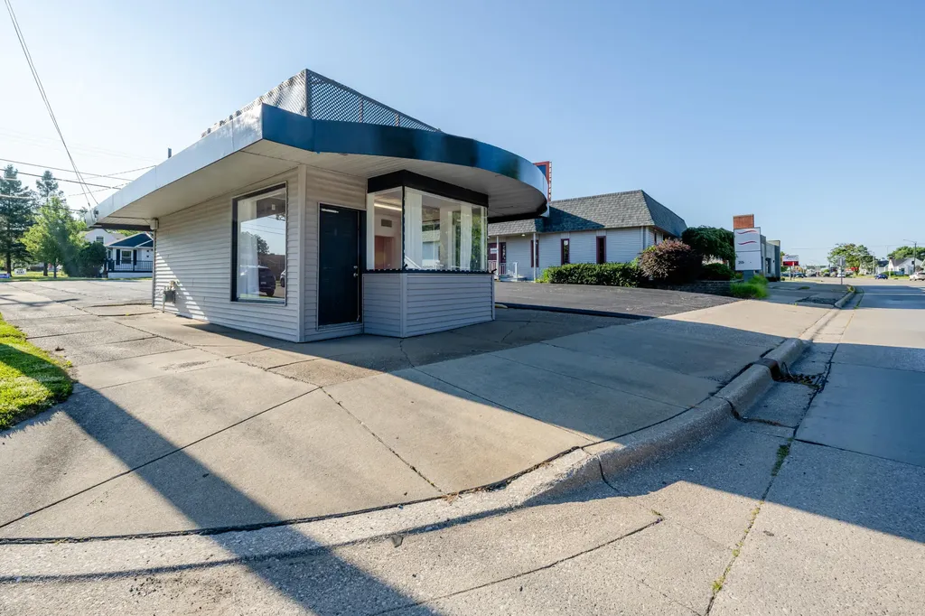 2513-2517 Niles Avenue St. Joseph City MI 49085