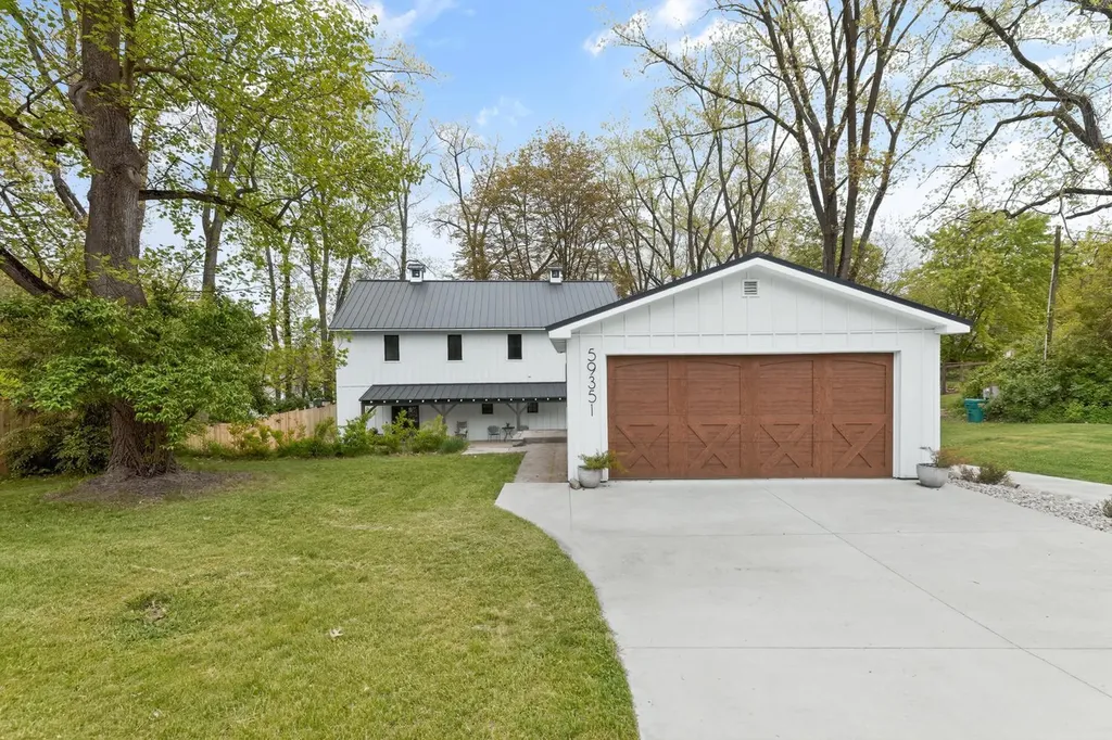 59351 Shafer Brothers Road Fabius Township MI 49093