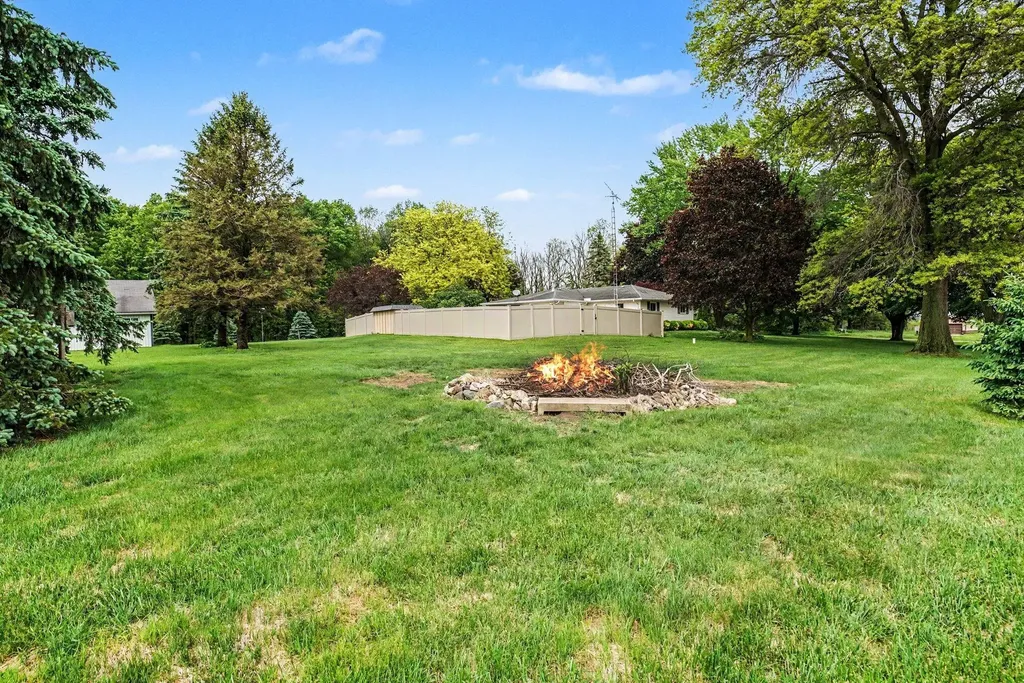 68544 Union Road S Porter Township MI 49130