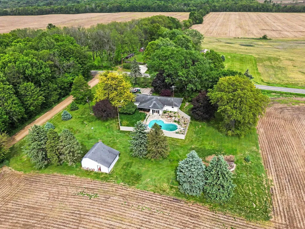 68544 Union Road S Porter Township MI 49130