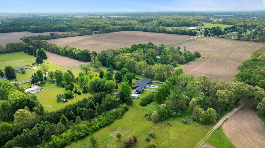 70150 Sherman Road Ontwa Township MI 49112