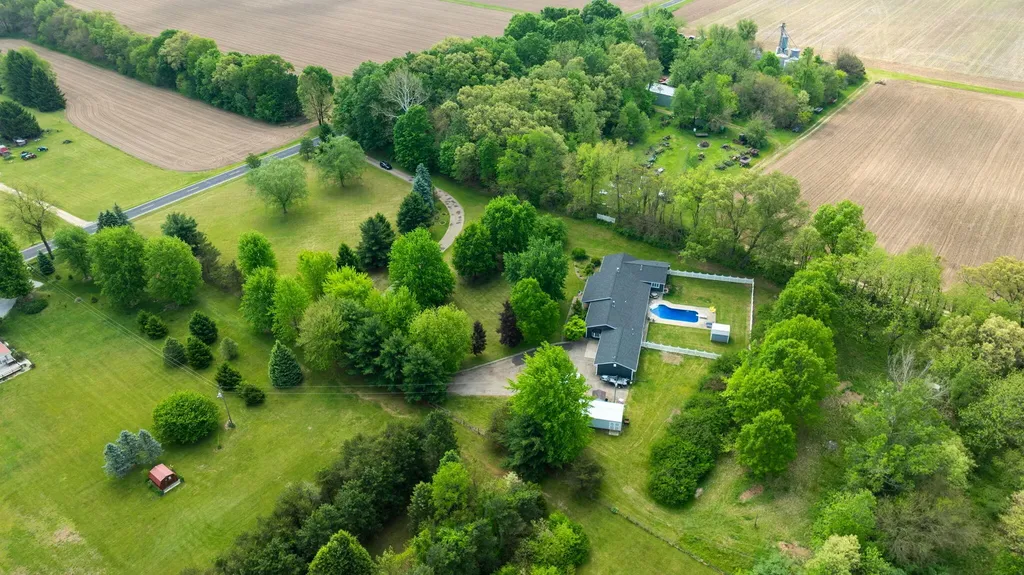 70150 Sherman Road Ontwa Township MI 49112