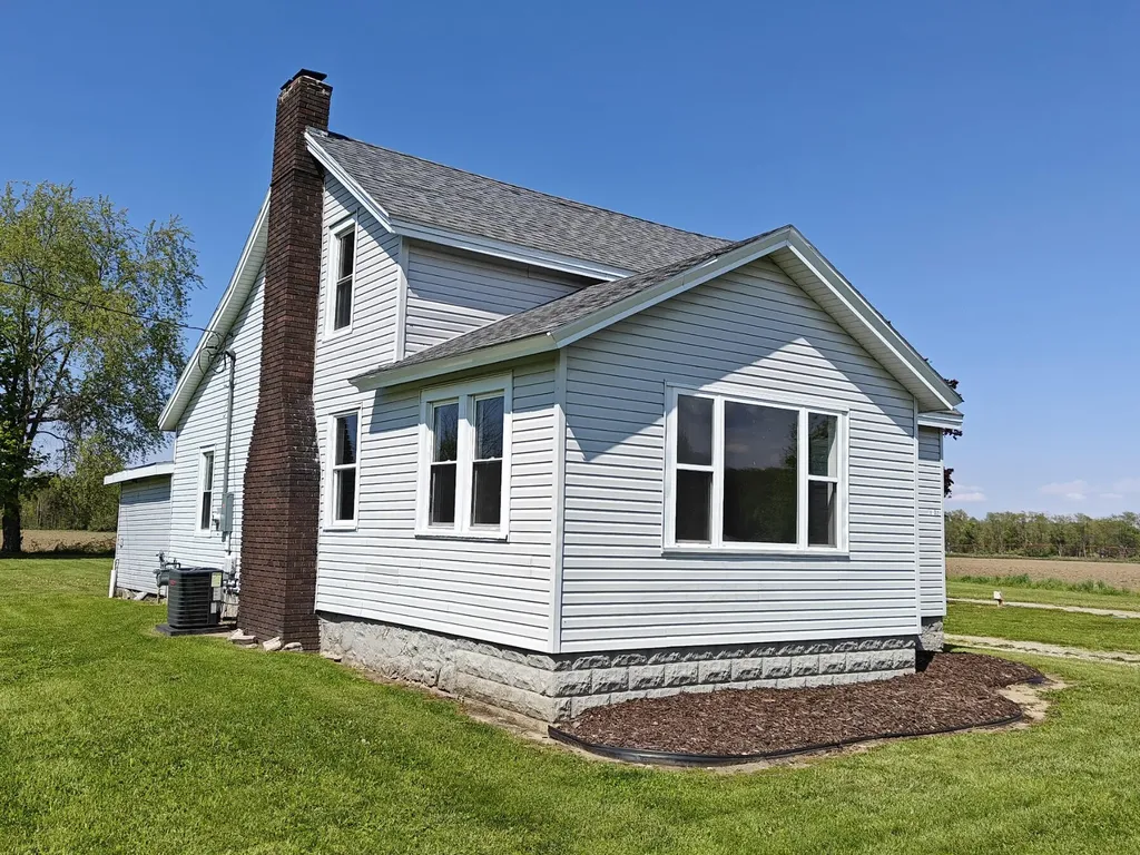 31532 M 62 W Silver Creek Township MI 49047