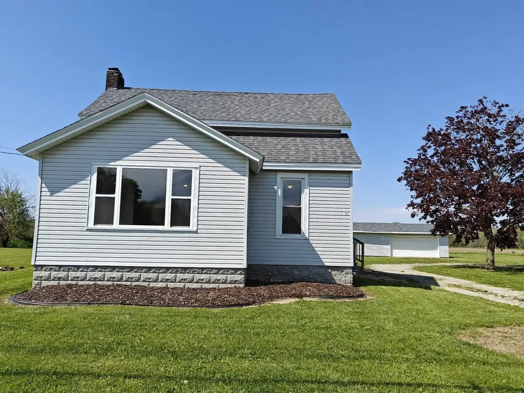 31532 M 62 W Silver Creek Township MI 49047
