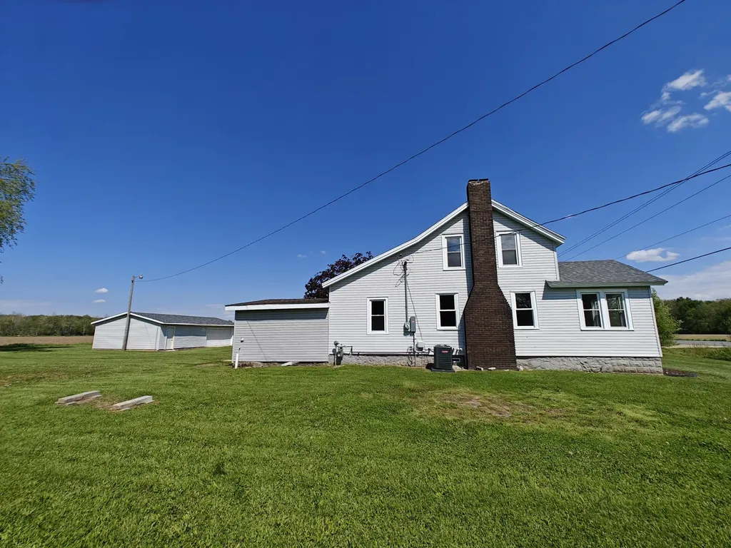 31532 M 62 W Silver Creek Township MI 49047