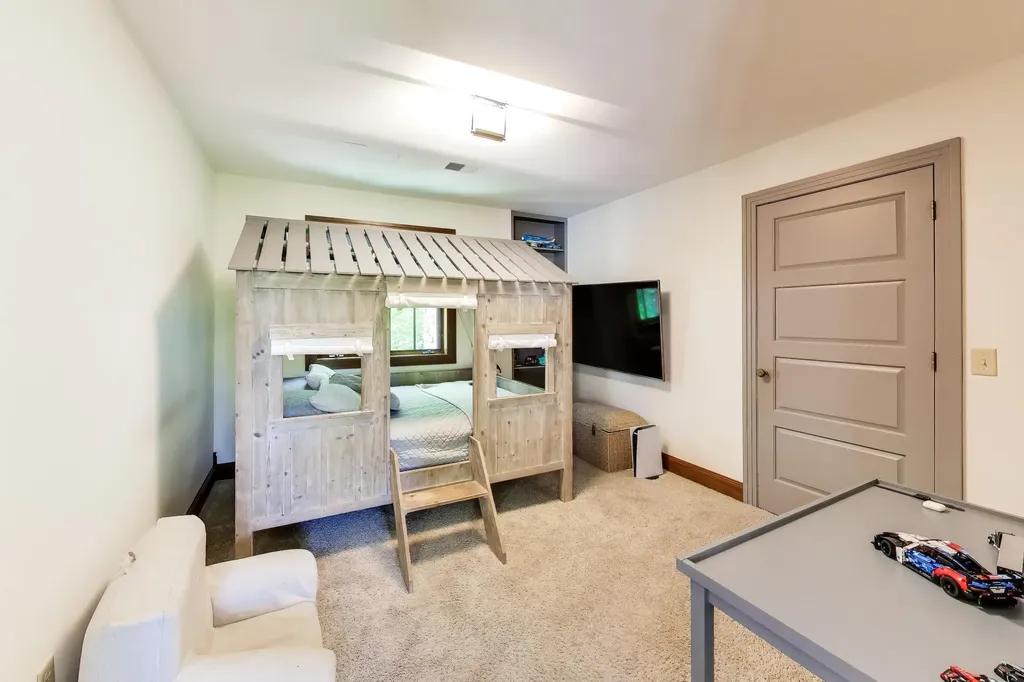 2287 Autumn Ridge Royalton Township MI 49085