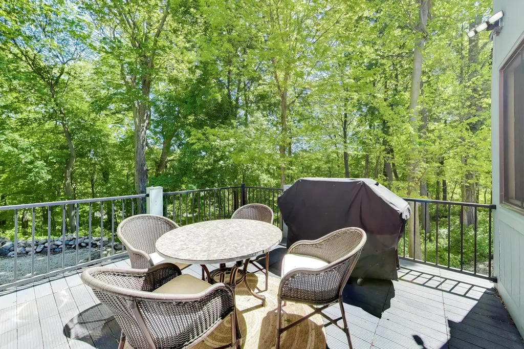 2287 Autumn Ridge Royalton Township MI 49085