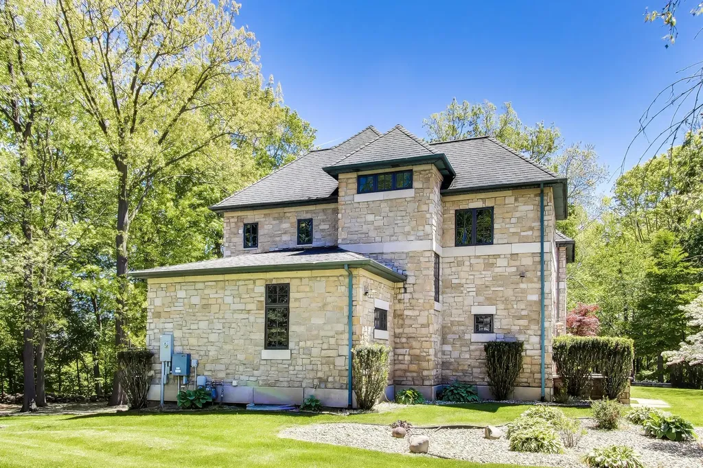 2287 Autumn Ridge Royalton Township MI 49085