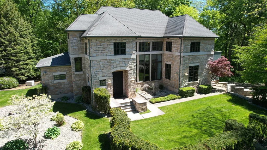 2287 Autumn Ridge Royalton Township MI 49085