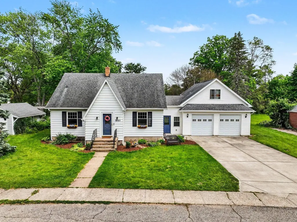 8765 Grove Avenue Oronoko Charter Township MI 49103