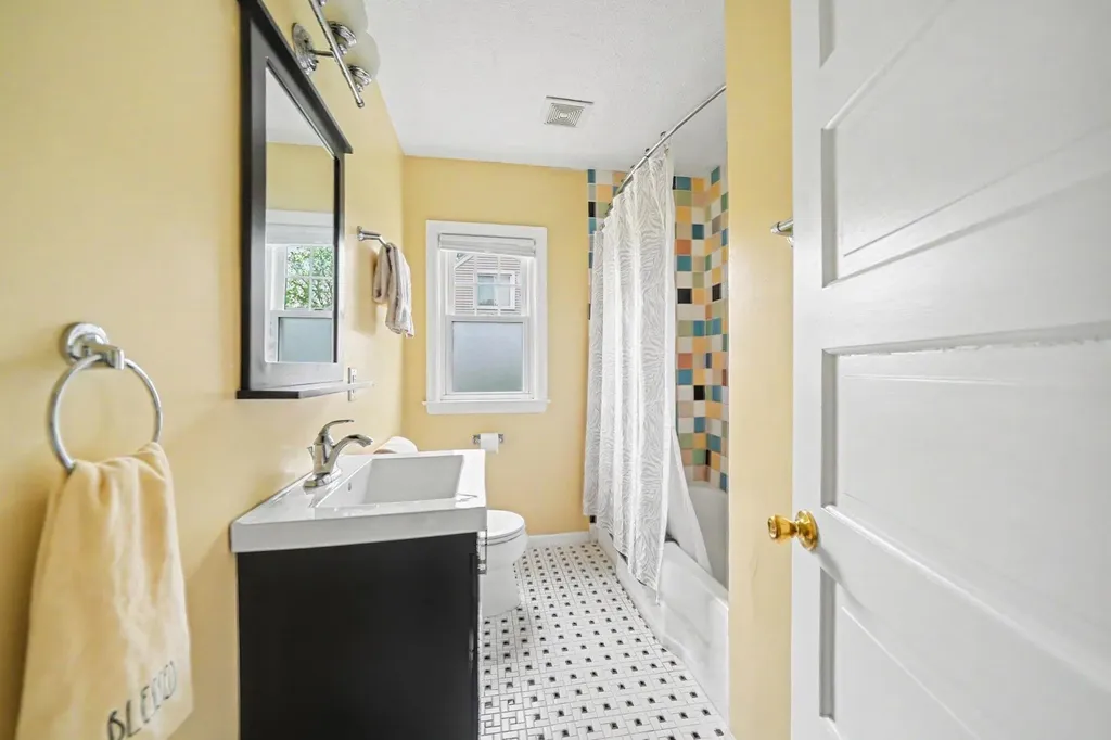 8765 Grove Avenue Oronoko Charter Township MI 49103