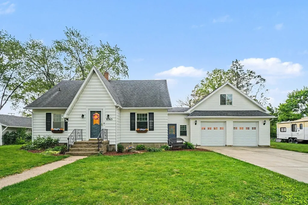 8765 Grove Avenue Oronoko Charter Township MI 49103