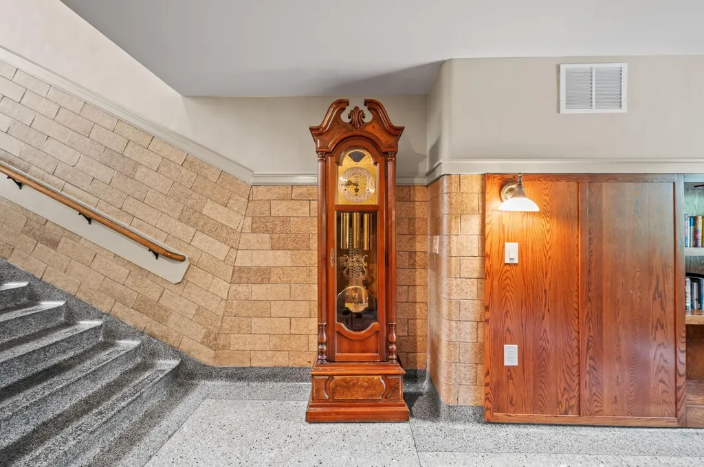 222 S Whittaker Street New Buffalo City MI 49117