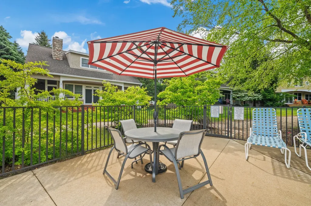 222 S Whittaker Street New Buffalo City MI 49117