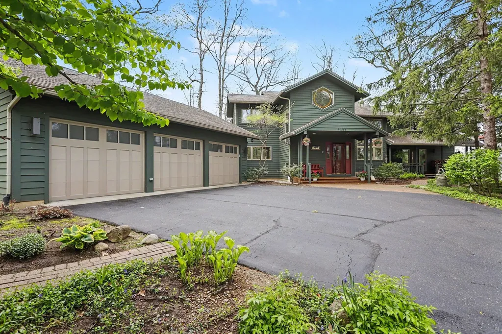 90888 Bluff Drive Porter Township MI 49067