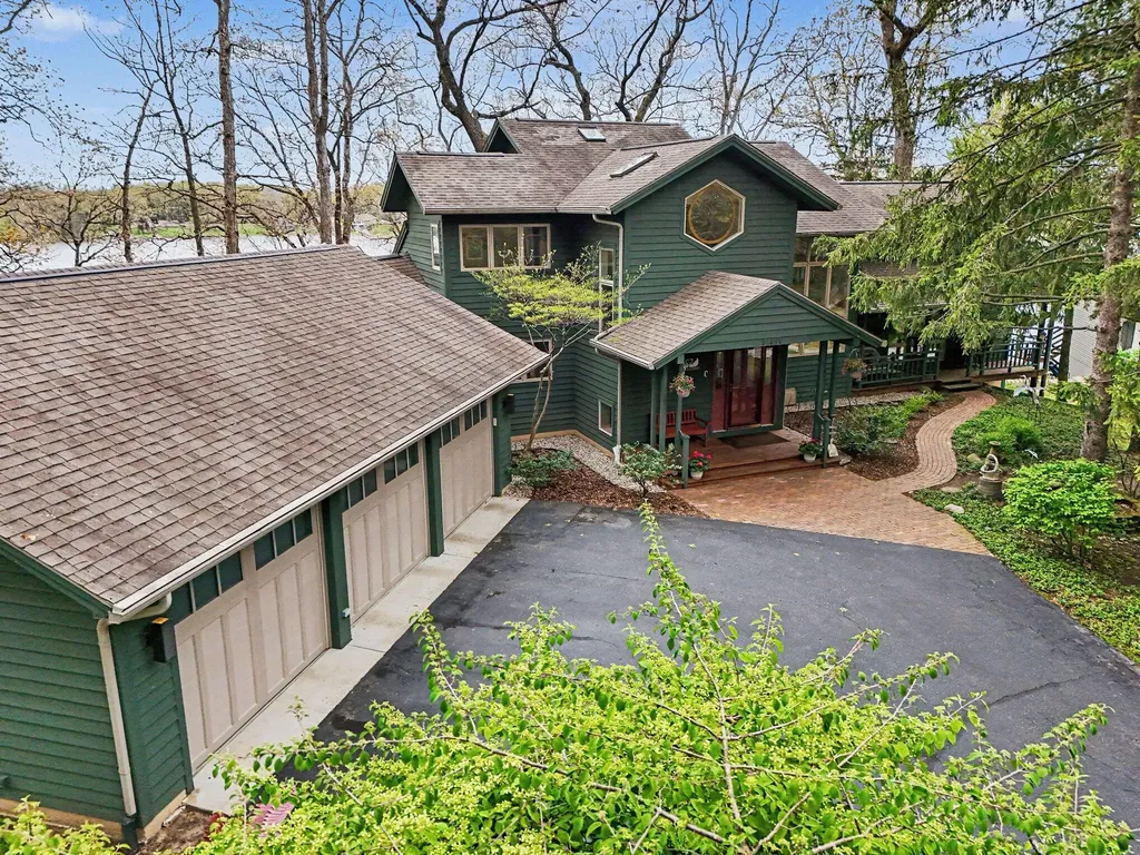 90888 Bluff Drive Porter Township MI 49067