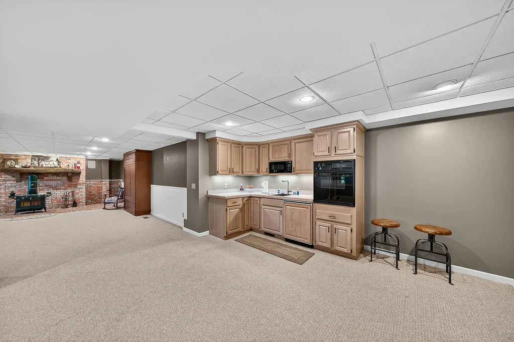 90888 Bluff Drive Porter Township MI 49067