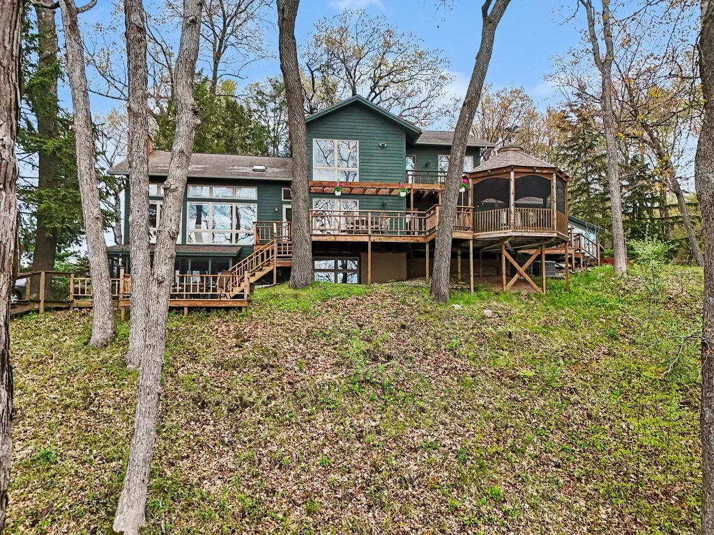 90888 Bluff Drive Porter Township MI 49067