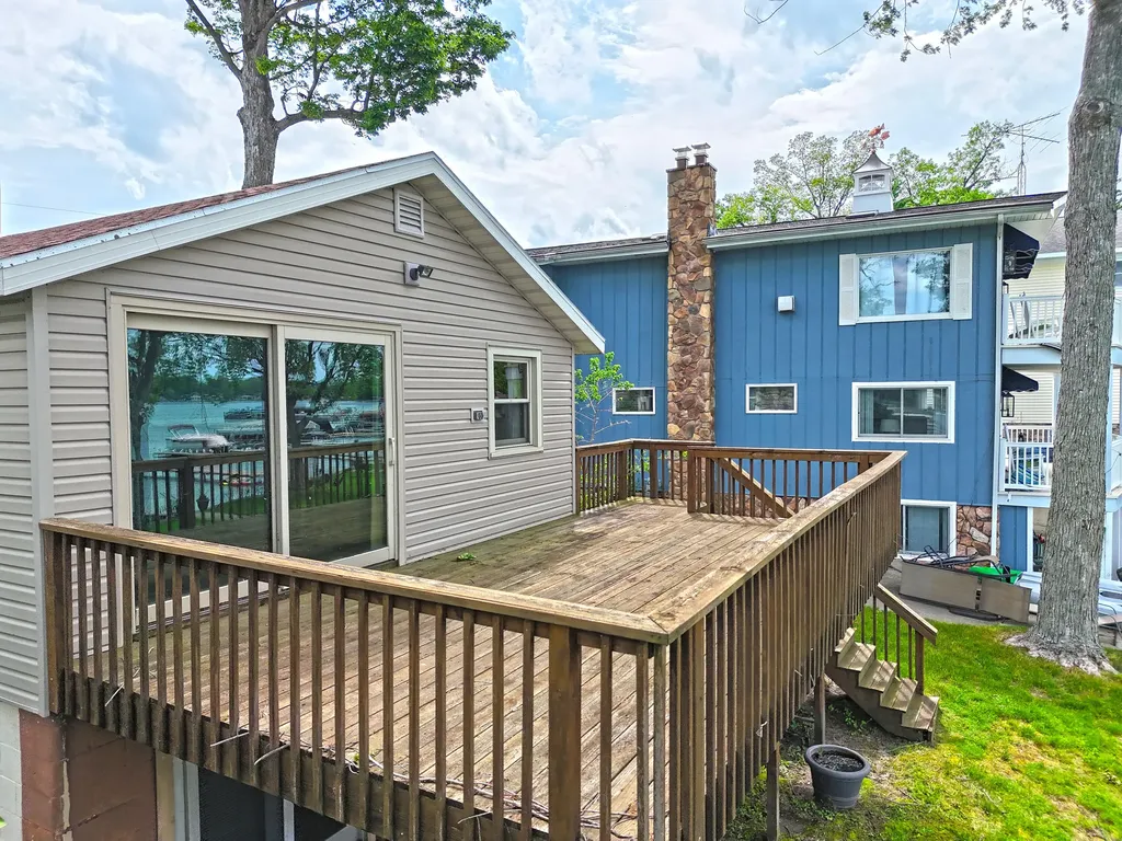 31050 Curran Beach Silver Creek Township MI 49047