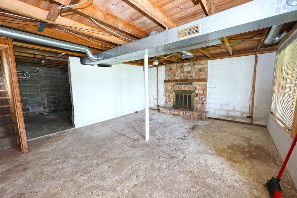 31050 Curran Beach Silver Creek Township MI 49047