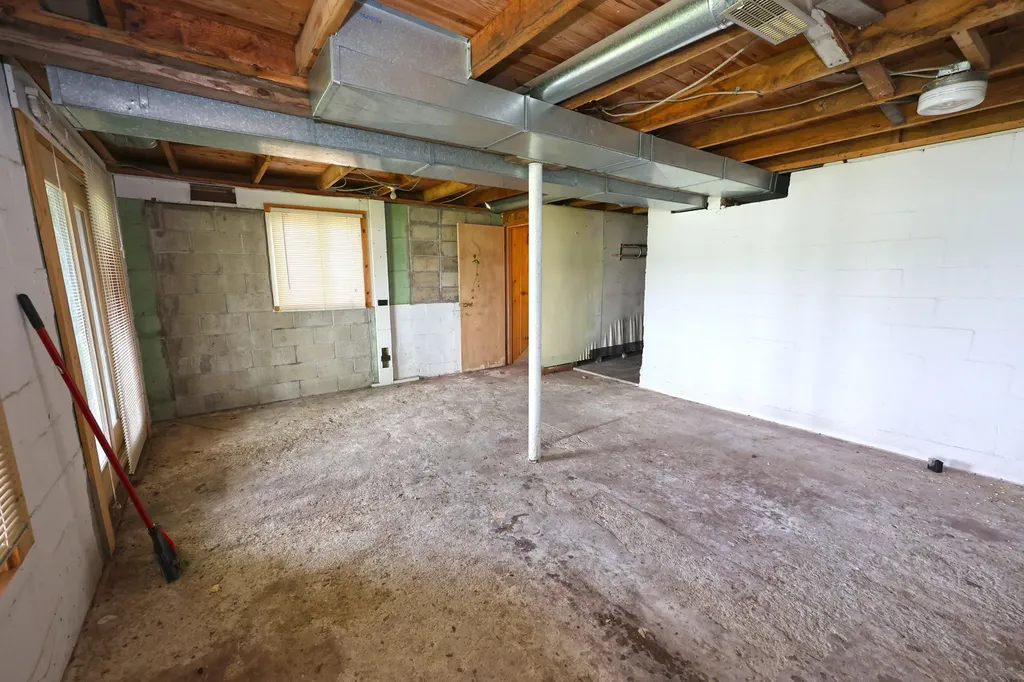 31050 Curran Beach Silver Creek Township MI 49047