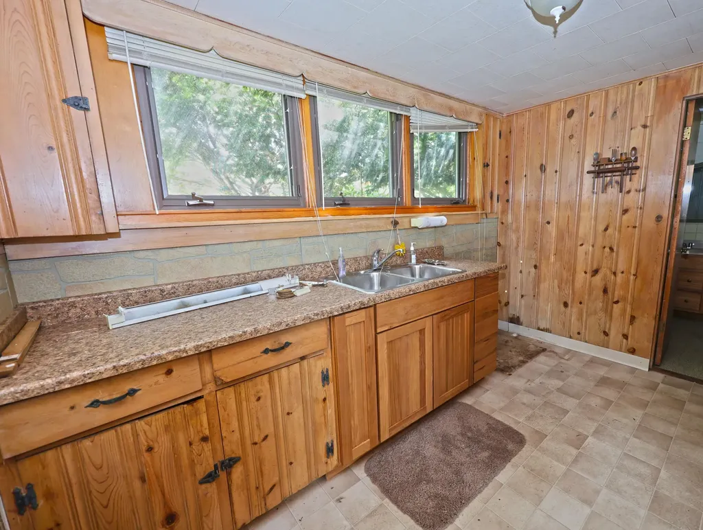 31050 Curran Beach Silver Creek Township MI 49047