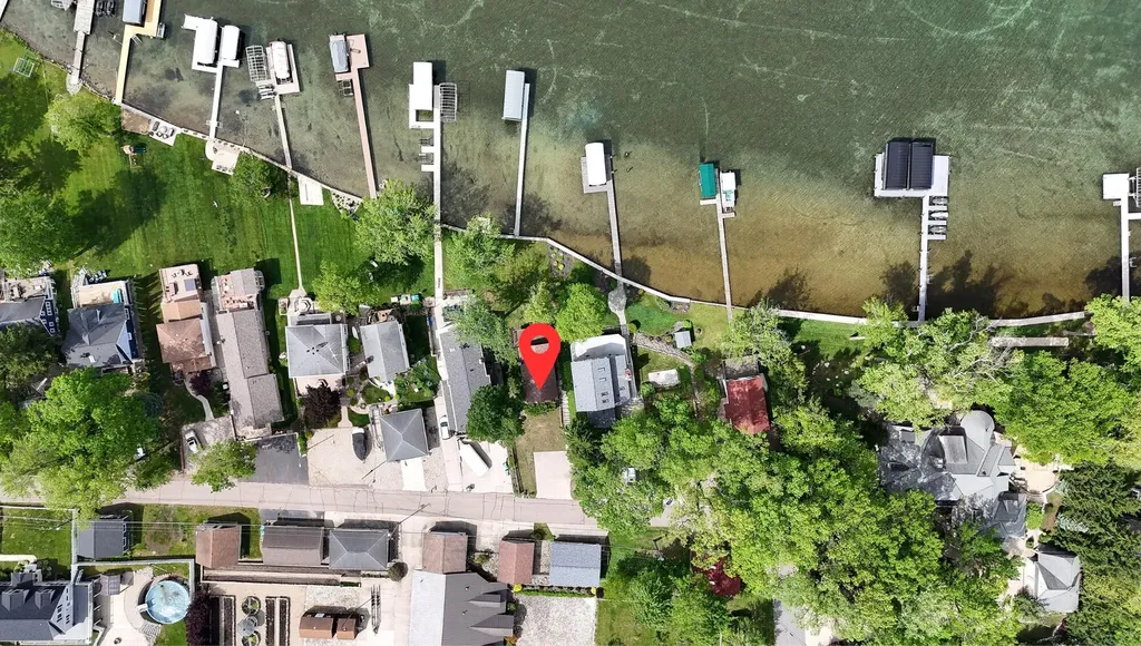 31050 Curran Beach Silver Creek Township MI 49047
