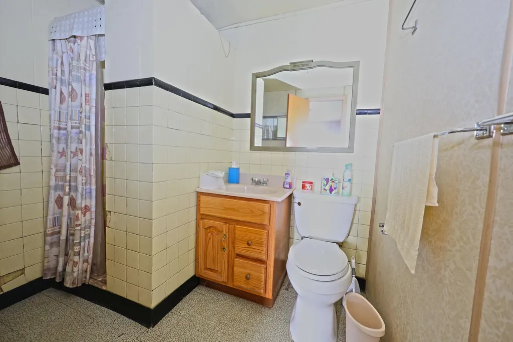 31050 Curran Beach Silver Creek Township MI 49047