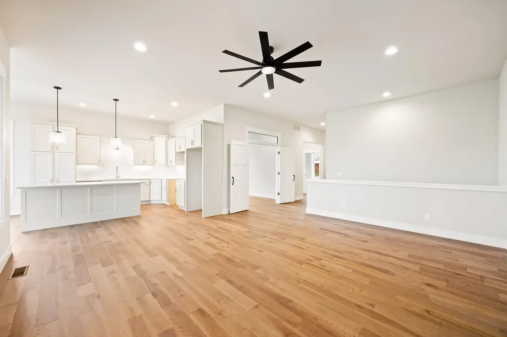 2560 Noellyn Drive Oronoko Charter Township MI 49103