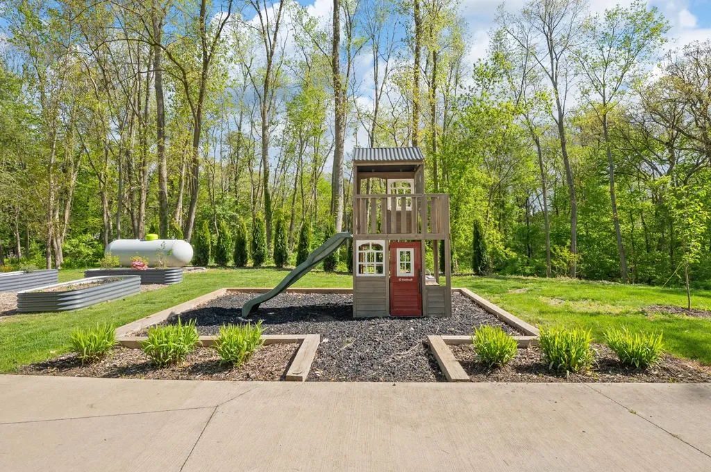 70037 Winding Pines Parkway Milton Township MI 49120