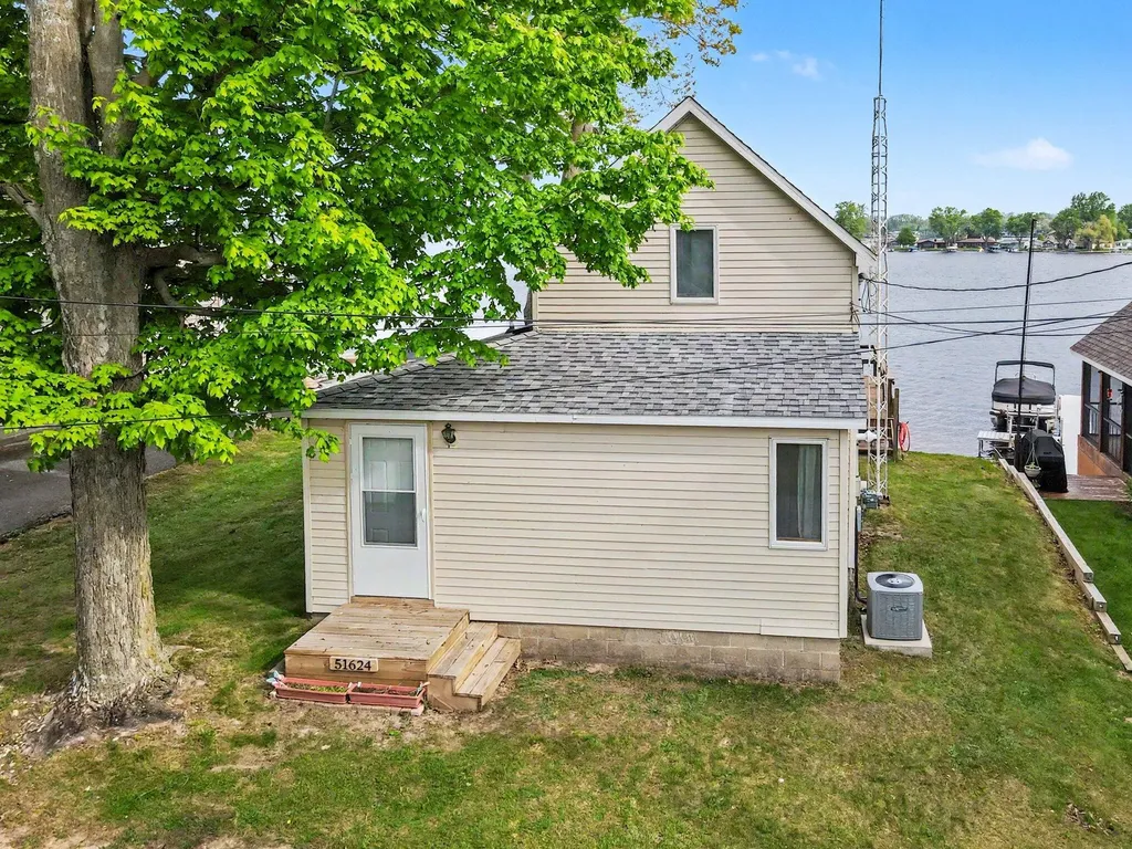 51624 Fish Lake Drive Marcellus Township MI 49067