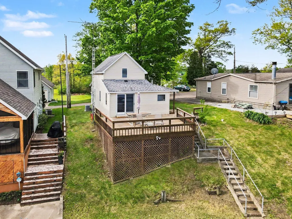 51624 Fish Lake Drive Marcellus Township MI 49067