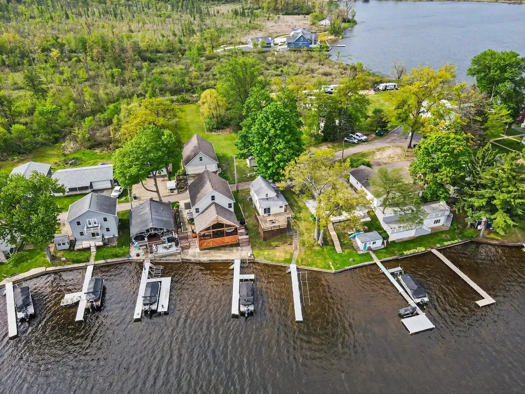 51624 Fish Lake Drive Marcellus Township MI 49067