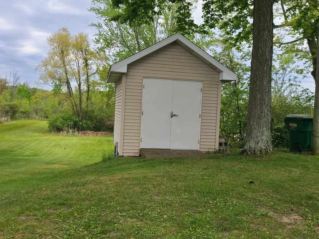51624 Fish Lake Drive Marcellus Township MI 49067