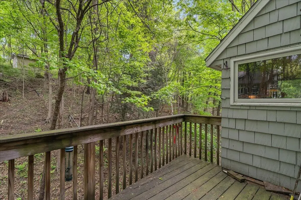 604 Pine Lane Chikaming Township MI 49125