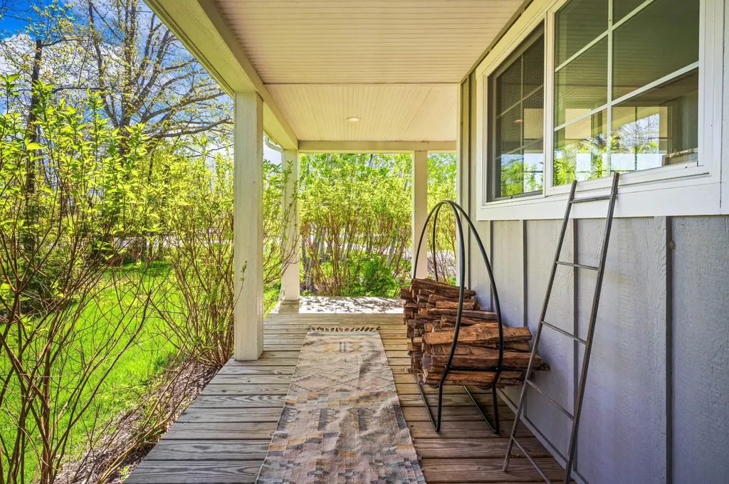 5553 Hidden Pond Lane Chikaming Township MI 49125