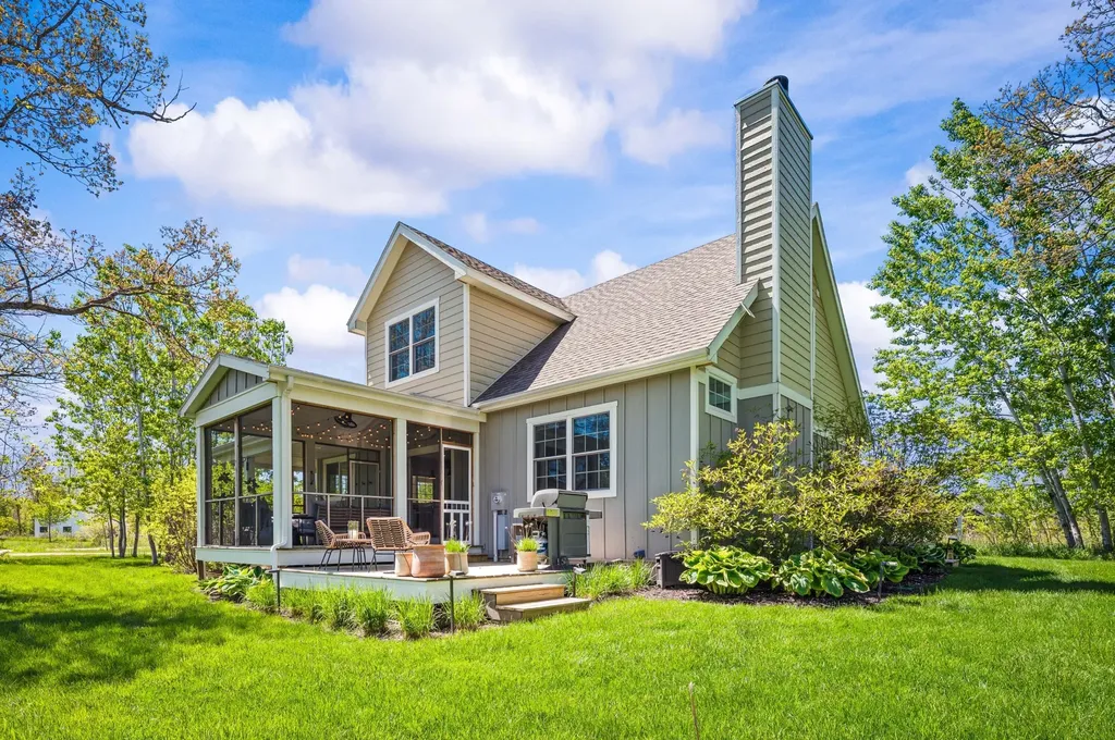 5553 Hidden Pond Lane Chikaming Township MI 49125