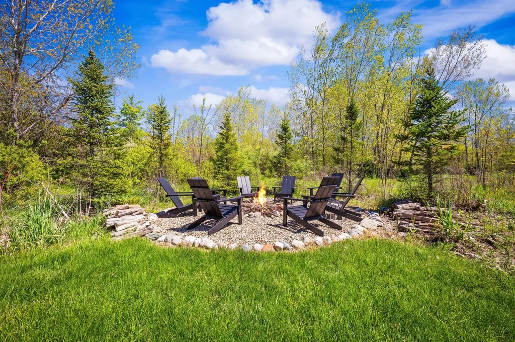 5553 Hidden Pond Lane Chikaming Township MI 49125