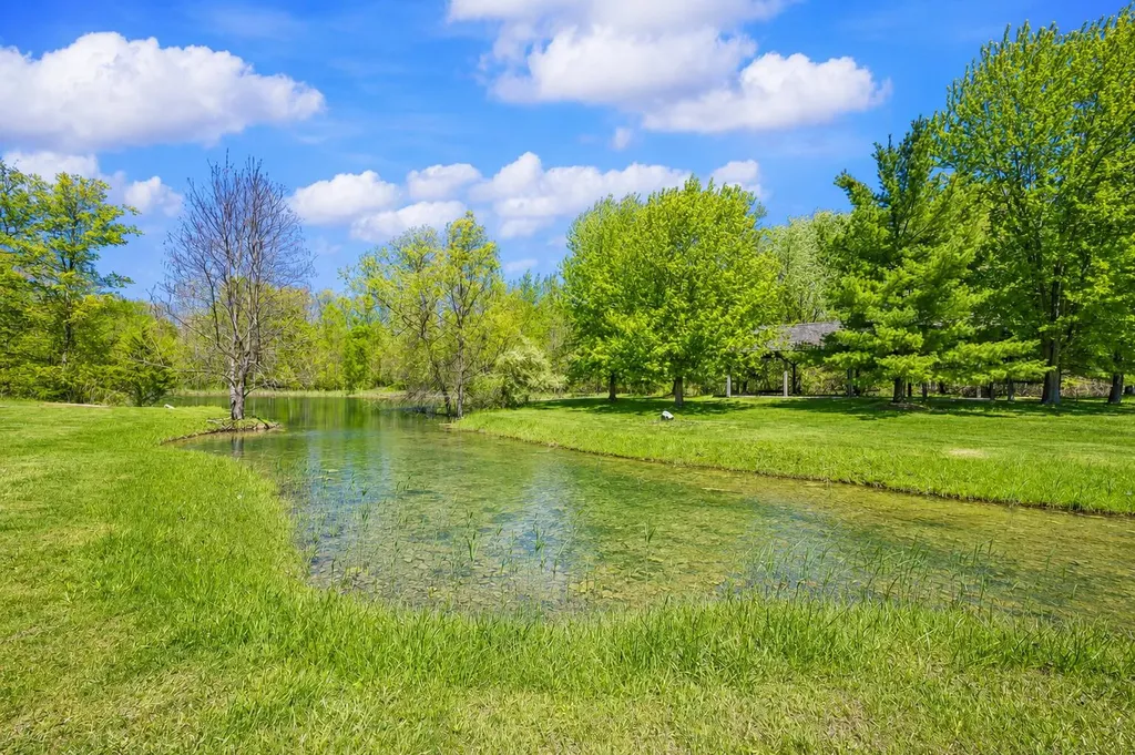5553 Hidden Pond Lane Chikaming Township MI 49125