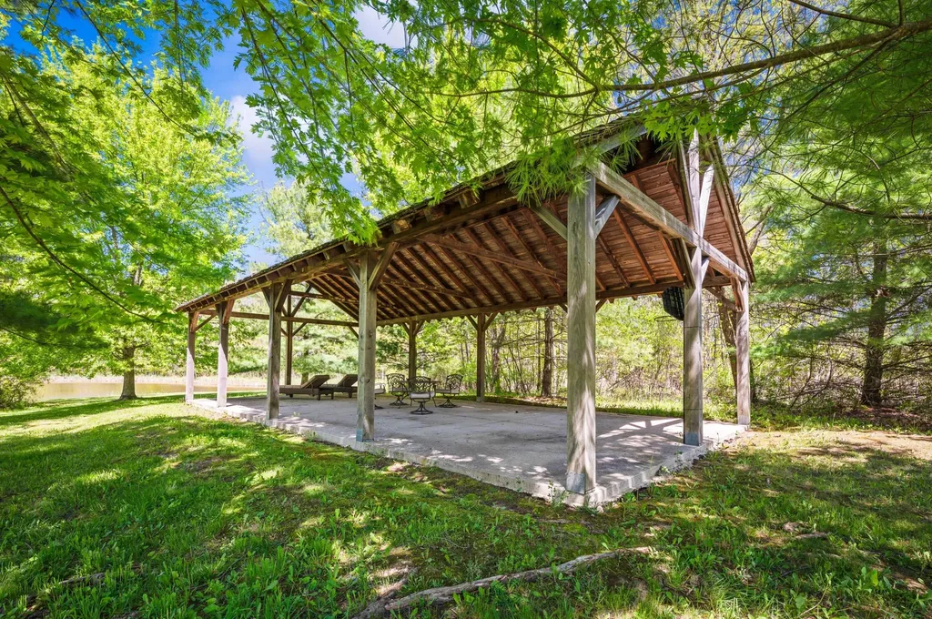 5553 Hidden Pond Lane Chikaming Township MI 49125
