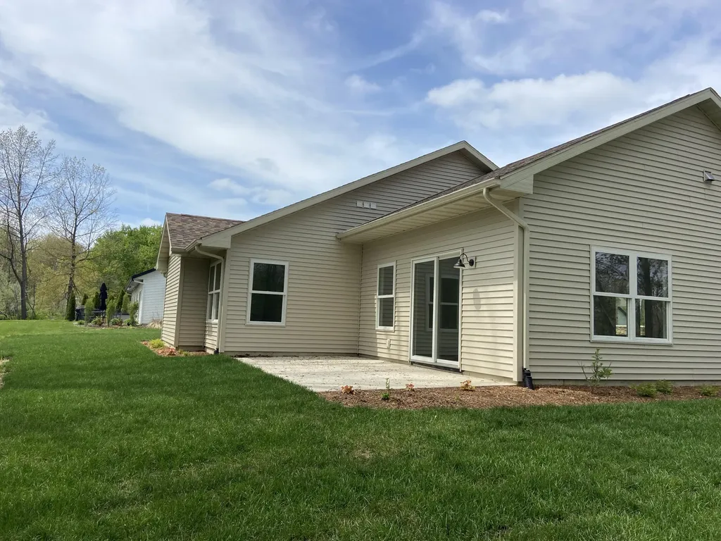 730 Violet Way Royalton Township MI 49085