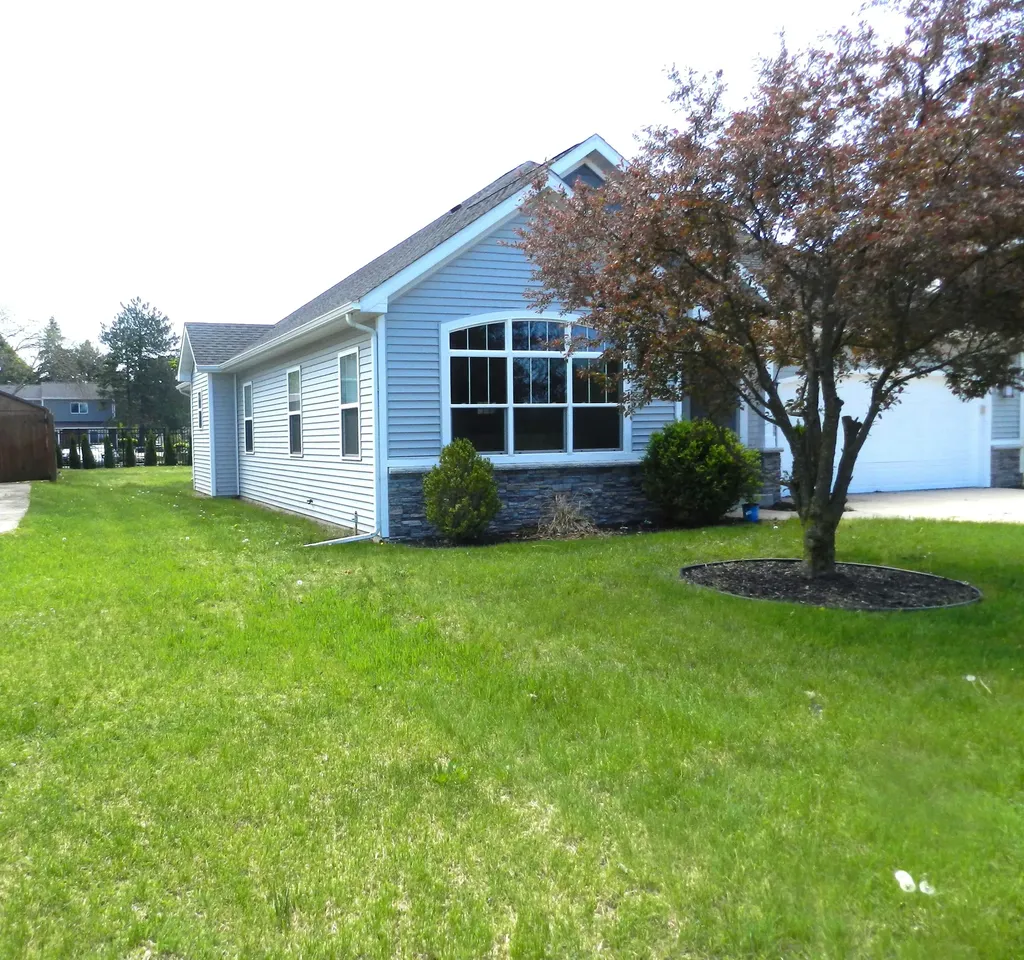 210 Market Place Benton Harbor City MI 49022