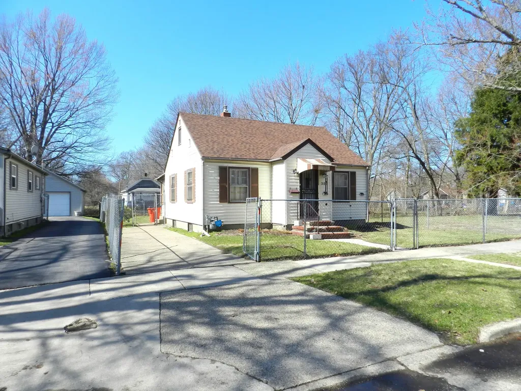 380 N Mccord Street Benton Harbor City MI 49022