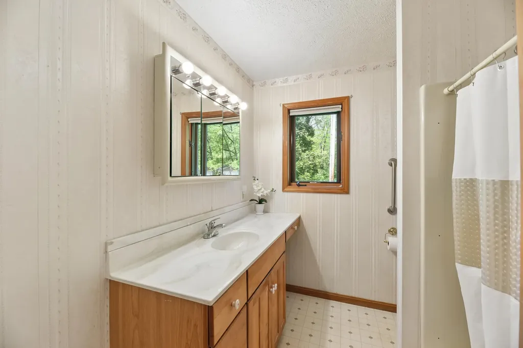 201 Scenic View Drive Niles Township MI 49120