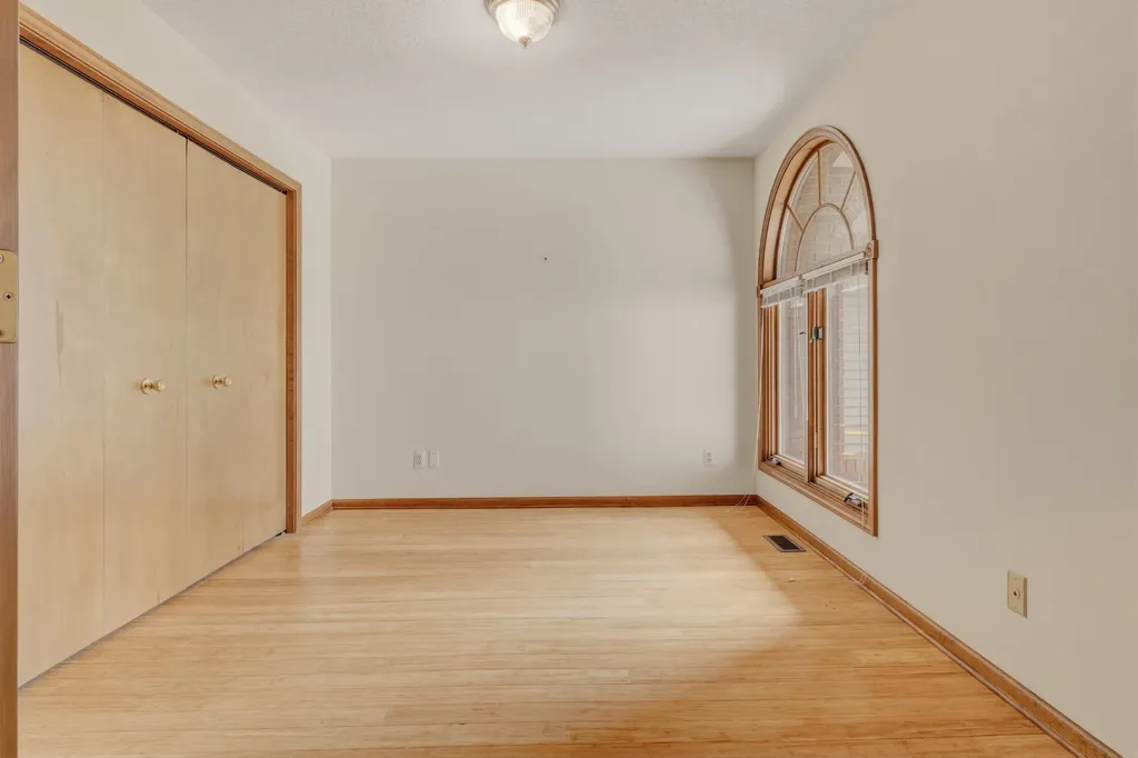 643 Crestview Street Holland City MI 49423