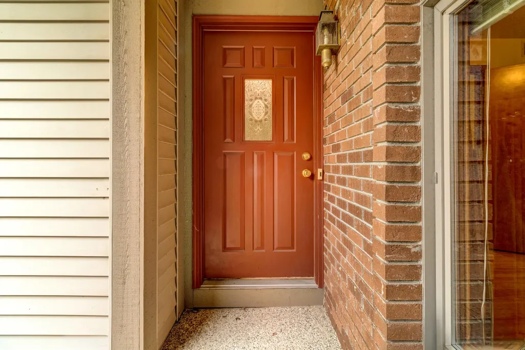 643 Crestview Street Holland City MI 49423