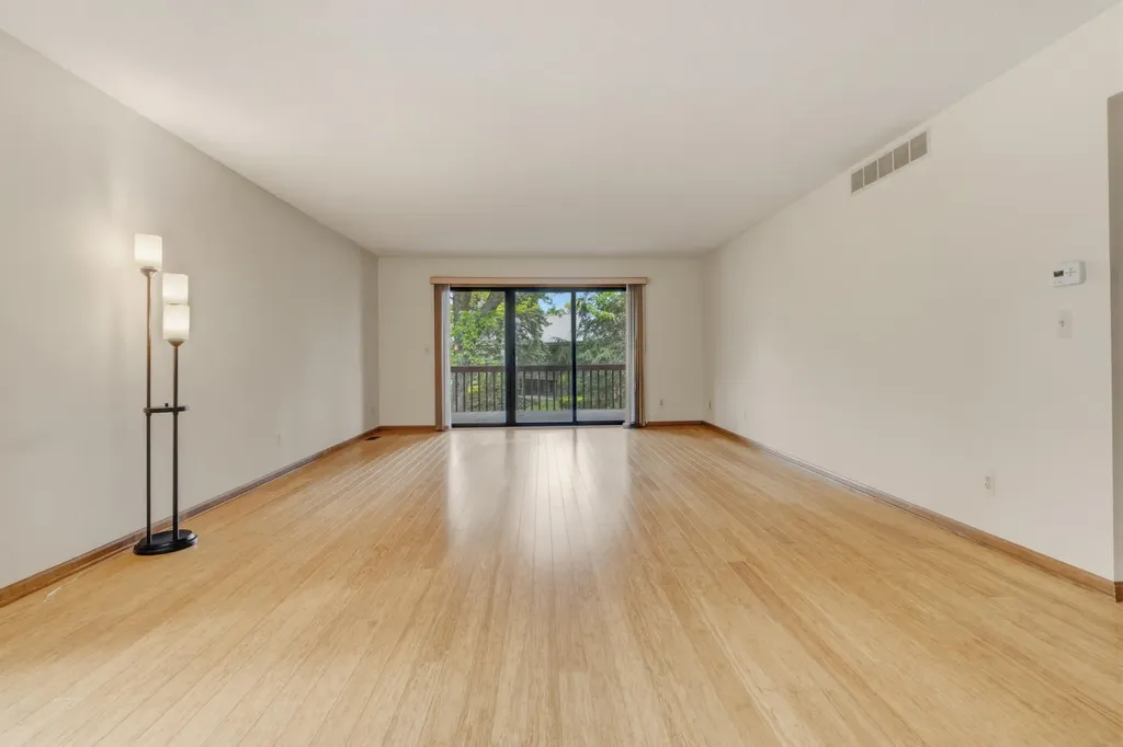643 Crestview Street Holland City MI 49423