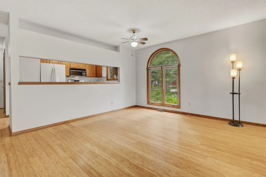 643 Crestview Street Holland City MI 49423