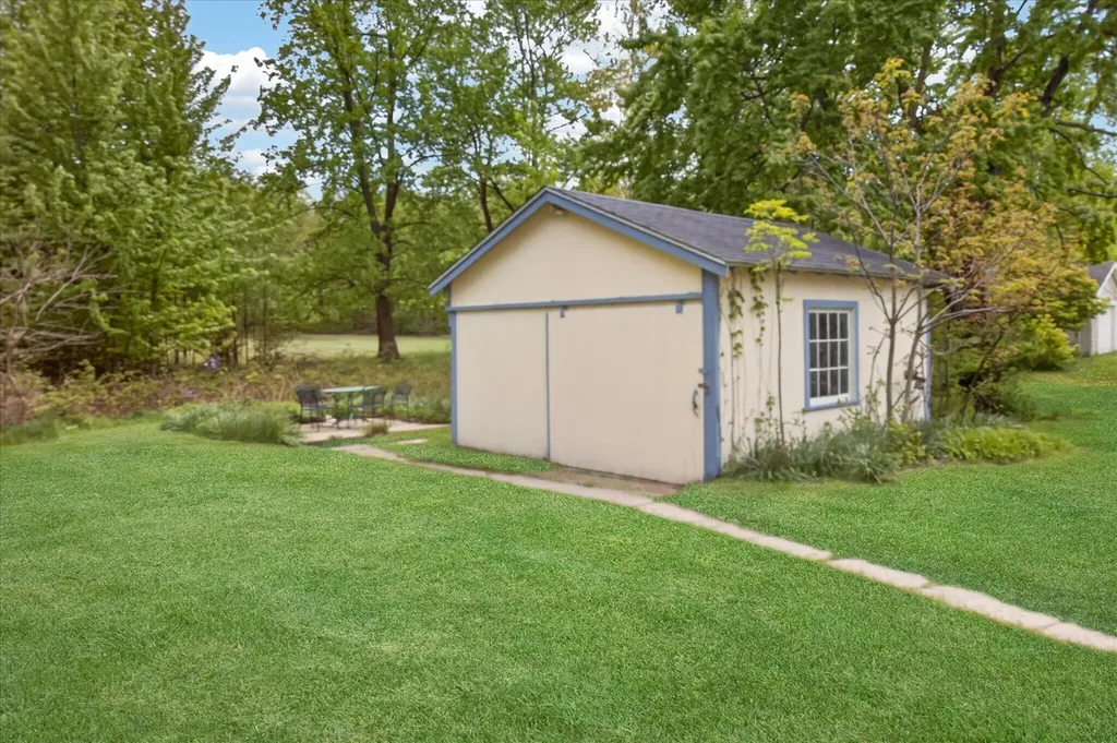 1007 W Detroit Street New Buffalo City MI 49117