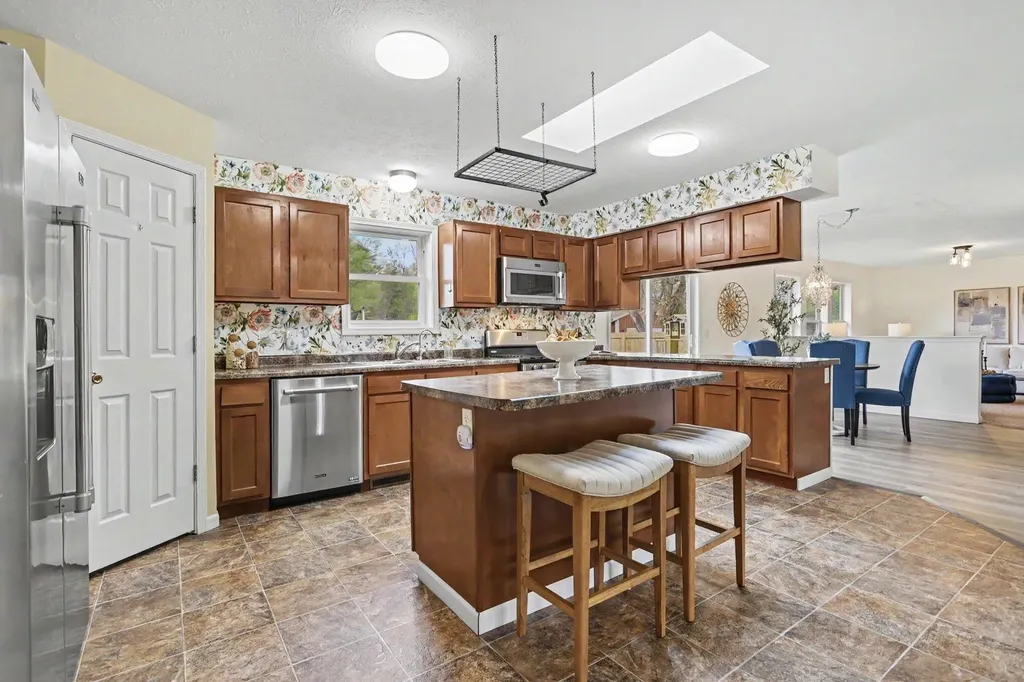 58144 M 51 S Pokagon Township MI 49047